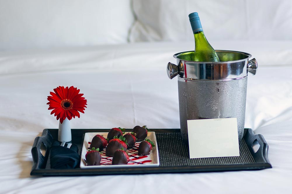 Champagne-and-Strawberries Chocolate Covered Strawberries & Champagne