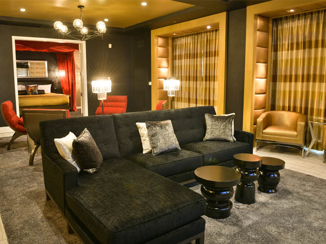 Guest-House-at-Graceland-Room-King-Suite-5-thumbs